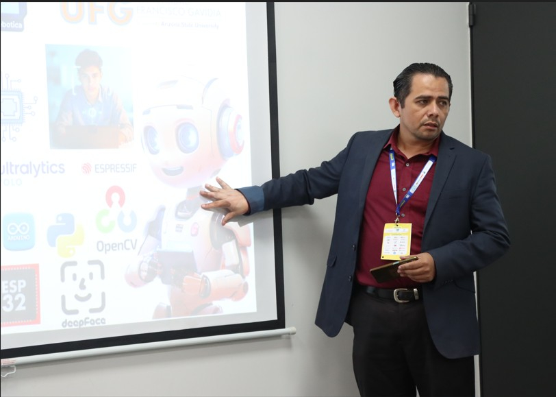 Evento: STEAM PASSION 2025Tema 1: Detección de emociones con Python para el uso en los salones de clasesTema 2: Robot de seguridad con análisis de rostroFecha: 24  y 25 de Octubre 2025Organizado por: ID MAKER