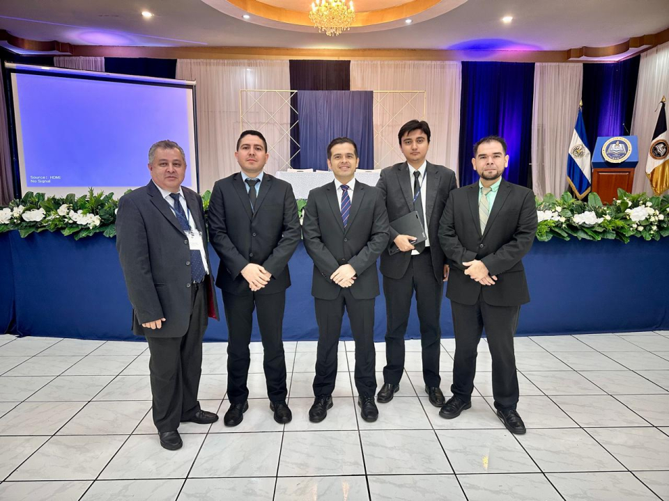 Participación congreso Internacional de la Academia Latinoamericana de Estudios Empresariales y de Sostenibilidad  ALBUS-UNIVO 2025